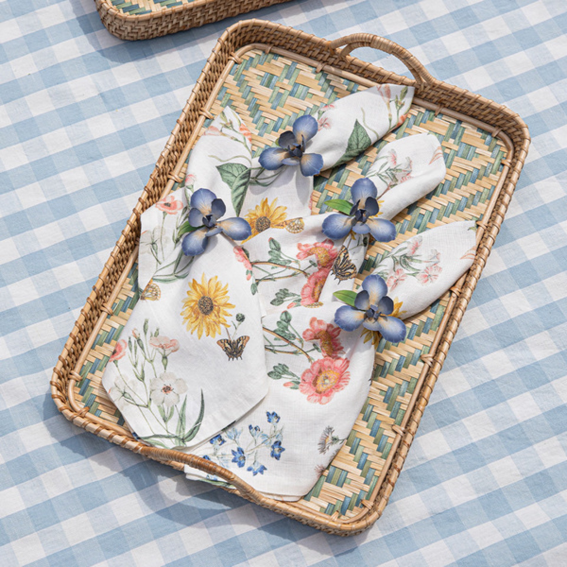 Floral Garden Napkin Set/4 - Multi 22 Floral Garden Napkin Set/4 - Multi 22