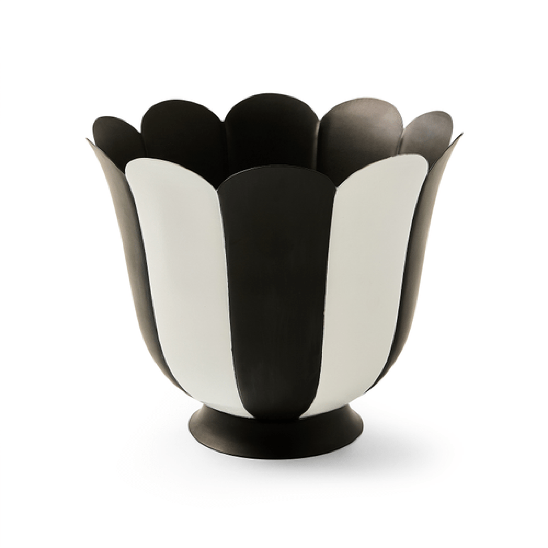 courtly stripe scalloped large flower pot 39 courtly stripe scalloped large flower pot 39