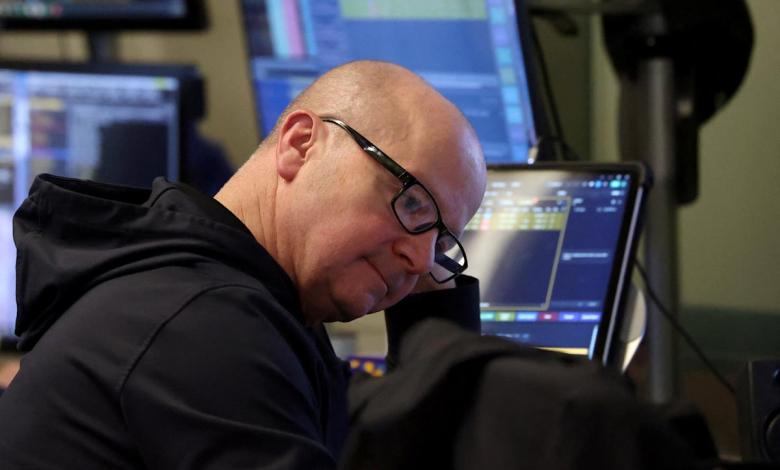 Dow, S&P 500, Nasdaq futures tick up after AI-fueled sell-off as new Trump tariff kicks in Dow, S&P 500, Nasdaq futures tick up after AI-fueled sell-off as new Trump tariff kicks in