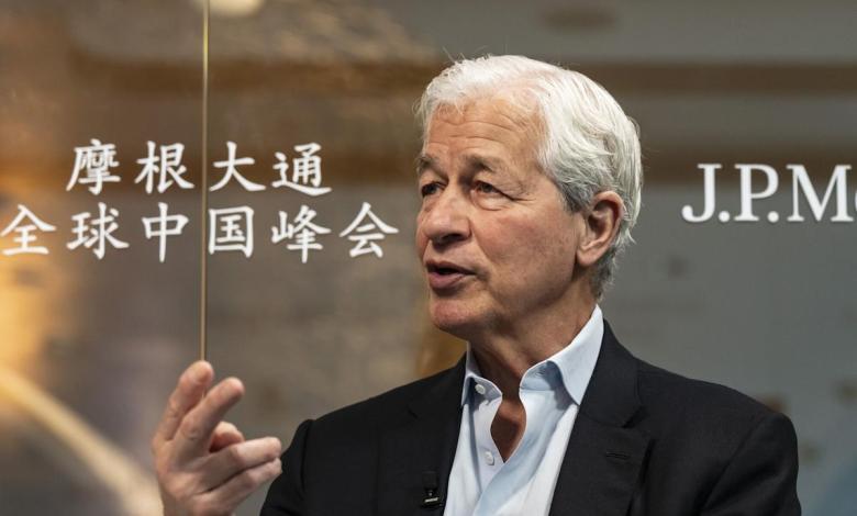 Dimon Warns Rates Could Surge After Bond Selloff Dimon Warns Rates Could Surge After Bond Selloff