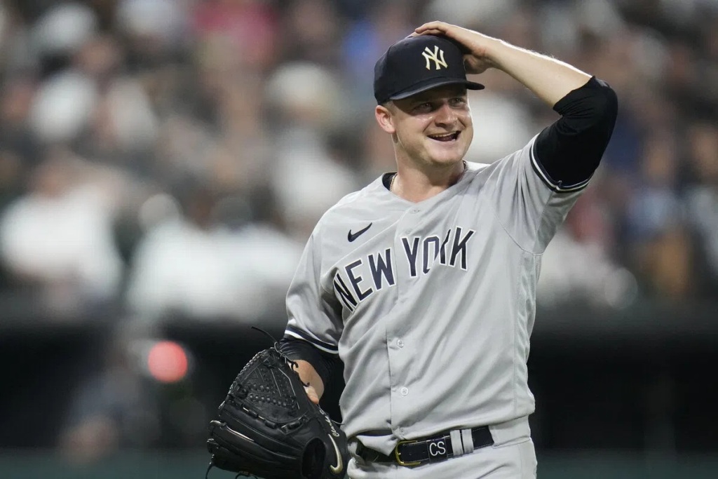 Schmidt lanza en grande y Yankees barren a Angelinos con blanqueada Schmidt lanza en grande y Yankees barren a Angelinos con blanqueada