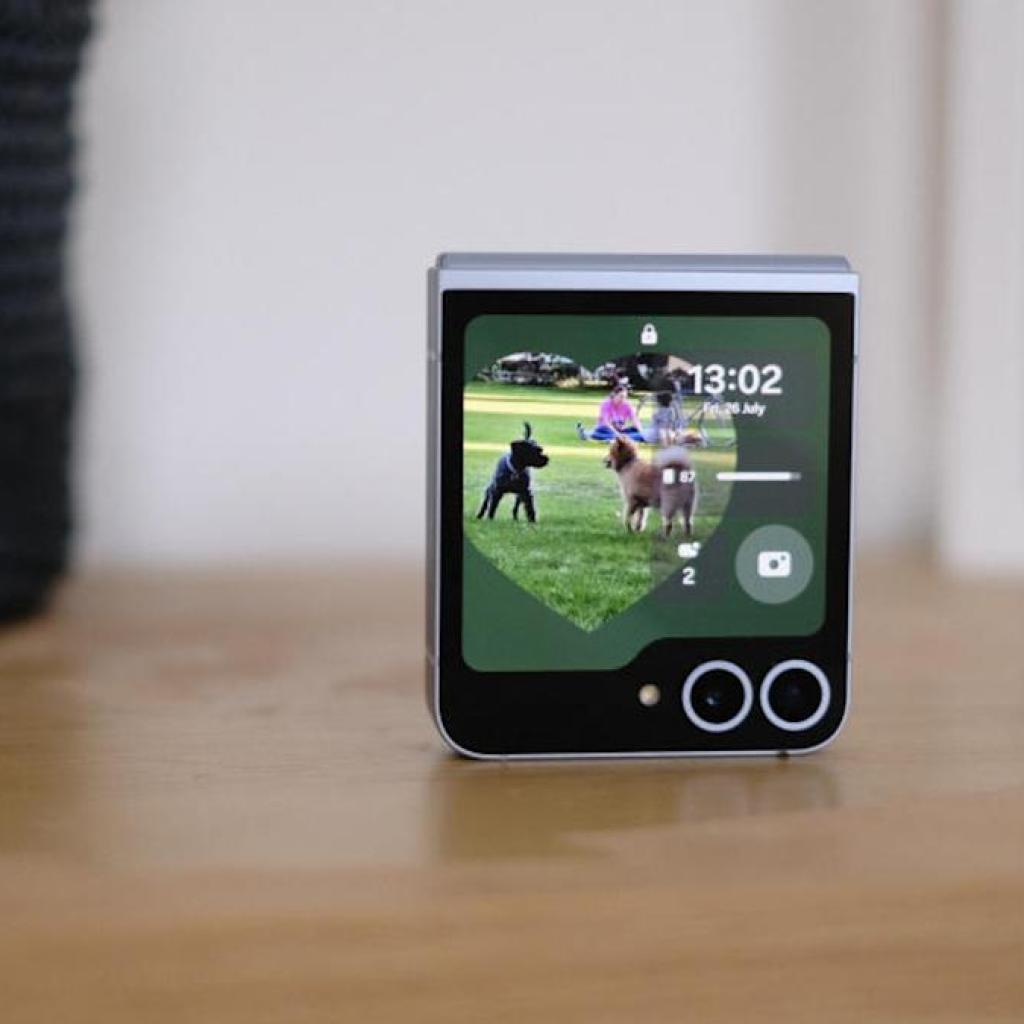 Samsung finally give the Galaxy Z Philip a large cover screen Samsung finally give the Galaxy Z Philip a large cover screen