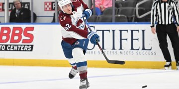 Avalanche clinch top spot in Western Conference and shift focus to bigger goals Avalanche clinch top spot in Western Conference and shift focus to bigger goals
