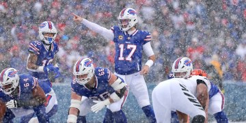 Bills close in on seventh straight 10-win season Bills close in on seventh straight 10-win season