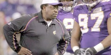 Former Rutgers Football Assistant Coach Who Worked With Undefeated 1976 Squad Honored By Pro Football HOF Former Rutgers Football Assistant Coach Who Worked With Undefeated 1976 Squad Honored By Pro Football HOF