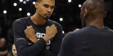 Spurs vs. Thunder Live score, updates, highlights Western Conference Finals Game 2 Spurs vs. Thunder Live score, updates, highlights Western Conference Finals Game 2
