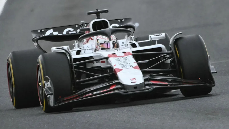 Verstappen fends off Norris to win in Japan Verstappen fends off Norris to win in Japan