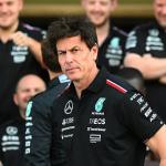Toto Wolff apologises to Lewis Hamilton for ‘idiotic’ mistake in Abu Dhabi Toto Wolff apologises to Lewis Hamilton for ‘idiotic’ mistake in Abu Dhabi