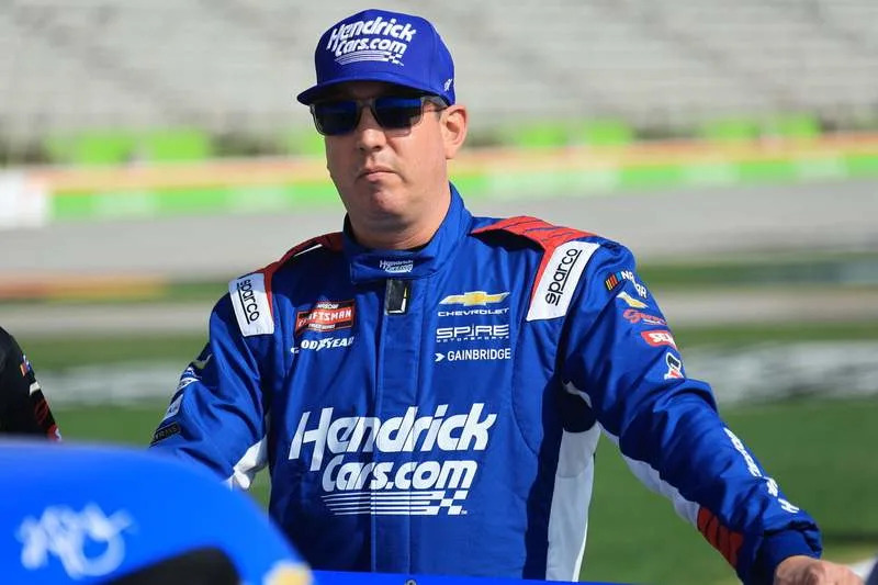 “I Would’ve Run Him Over”: Kevin Harvick Points Blunt Response to Kyle Busch & Denny Hamlin Feud “I Would’ve Run Him Over”: Kevin Harvick Points Blunt Response to Kyle Busch & Denny Hamlin Feud