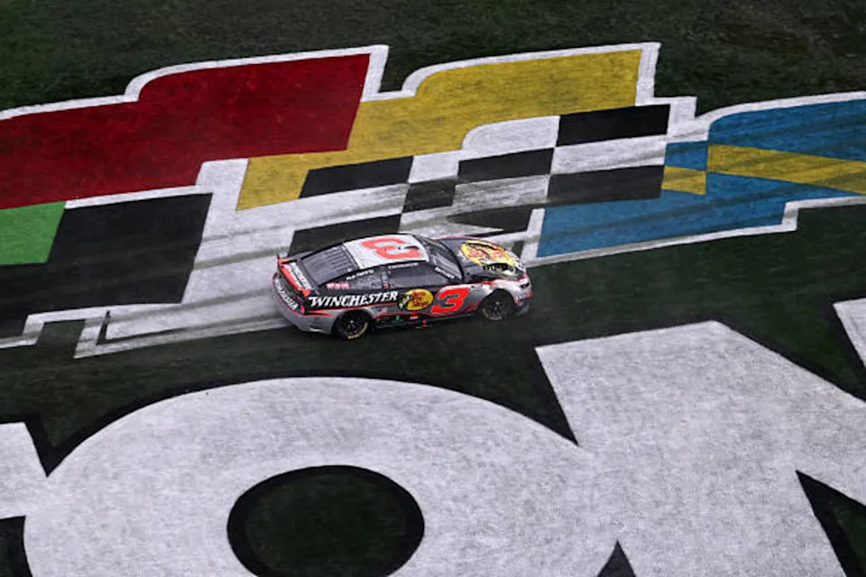 NASCAR Atlanta Replace: No Drivers Penalized Regardless of Controversial Strikes NASCAR Atlanta Replace: No Drivers Penalized Regardless of Controversial Strikes