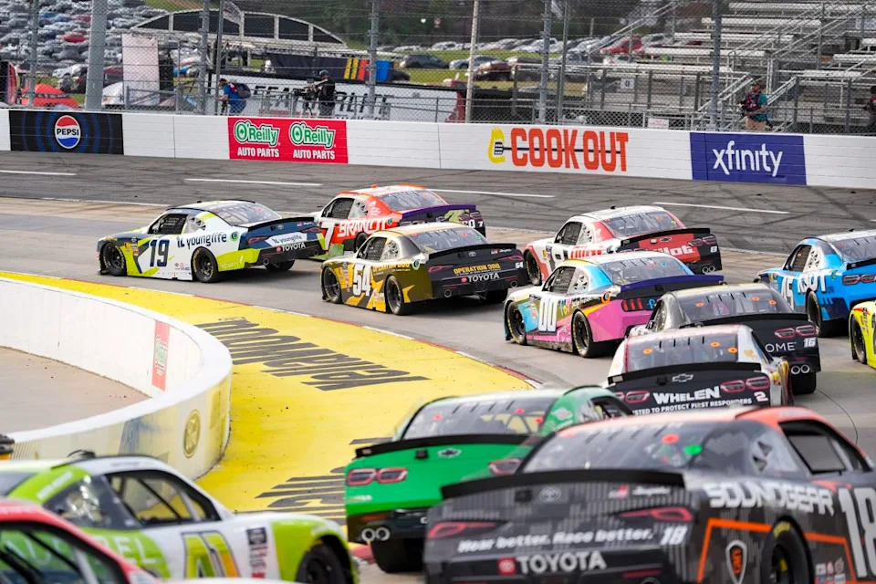 Mike Pleasure Provides Harsh Phrases for Xfinity Sequence After Chaotic Martinsville End Mike Pleasure Provides Harsh Phrases for Xfinity Sequence After Chaotic Martinsville End