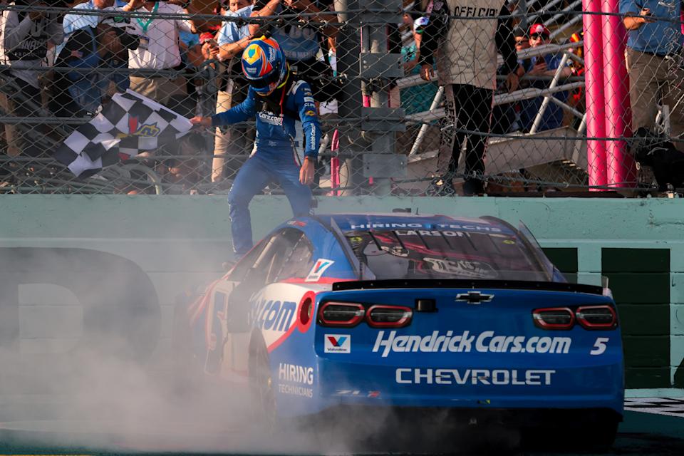 NASCAR takeaways: Kyle Larson avoids extra Homestead-Miami heartbreak NASCAR takeaways: Kyle Larson avoids extra Homestead-Miami heartbreak