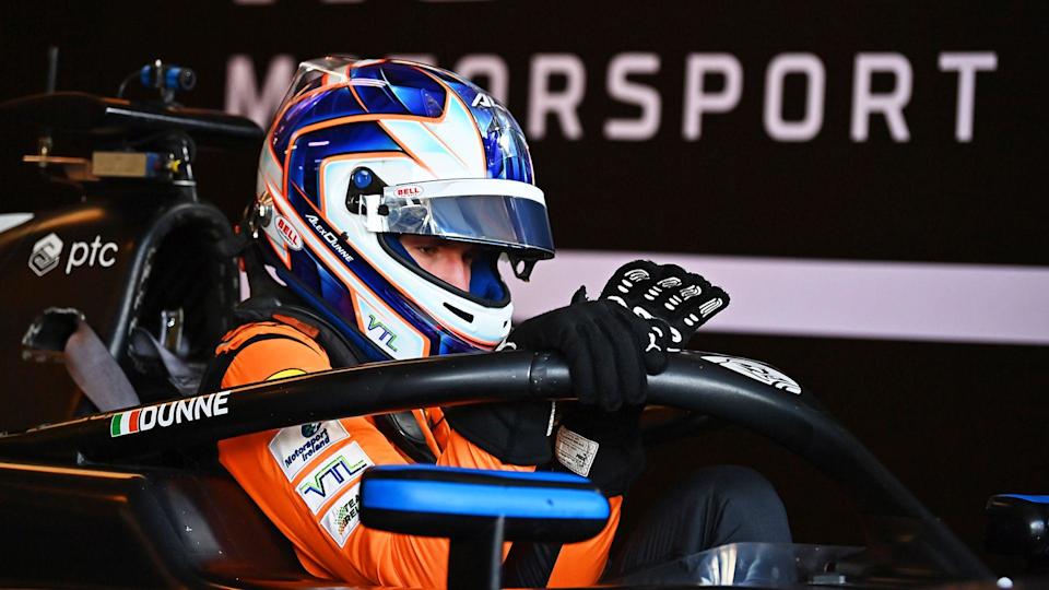 Irish teen Dunne steps as much as Components 2 with Rodin Irish teen Dunne steps as much as Components 2 with Rodin