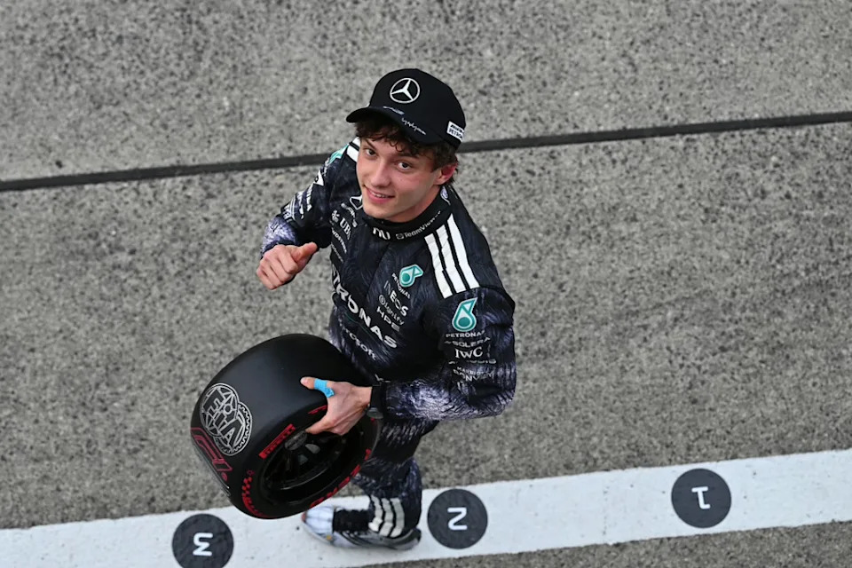 F1 Insider Warns George Russell of Antonelli Menace: ‘Deal with Him Like Lewis Hamilton’ F1 Insider Warns George Russell of Antonelli Menace: ‘Deal with Him Like Lewis Hamilton’