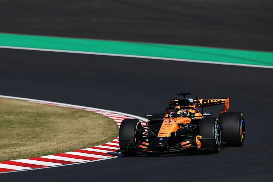 Oscar Piastri kerb-hops Ford Mustang in Australian V8 Supercar check Oscar Piastri kerb-hops Ford Mustang in Australian V8 Supercar check