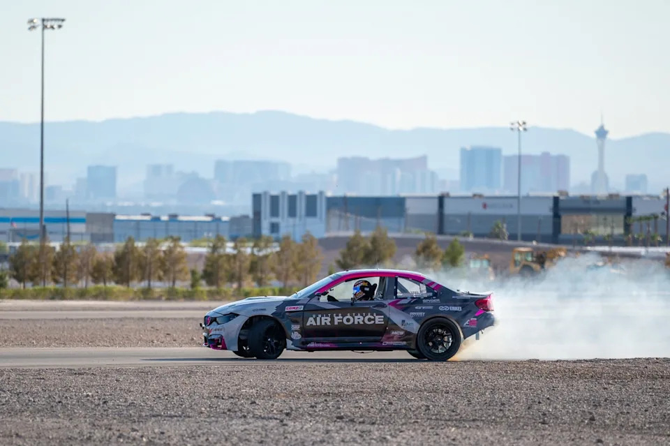 How 1000hp hooked Amanda Sorensen on the Components DRIFT sequence How 1000hp hooked Amanda Sorensen on the Components DRIFT sequence