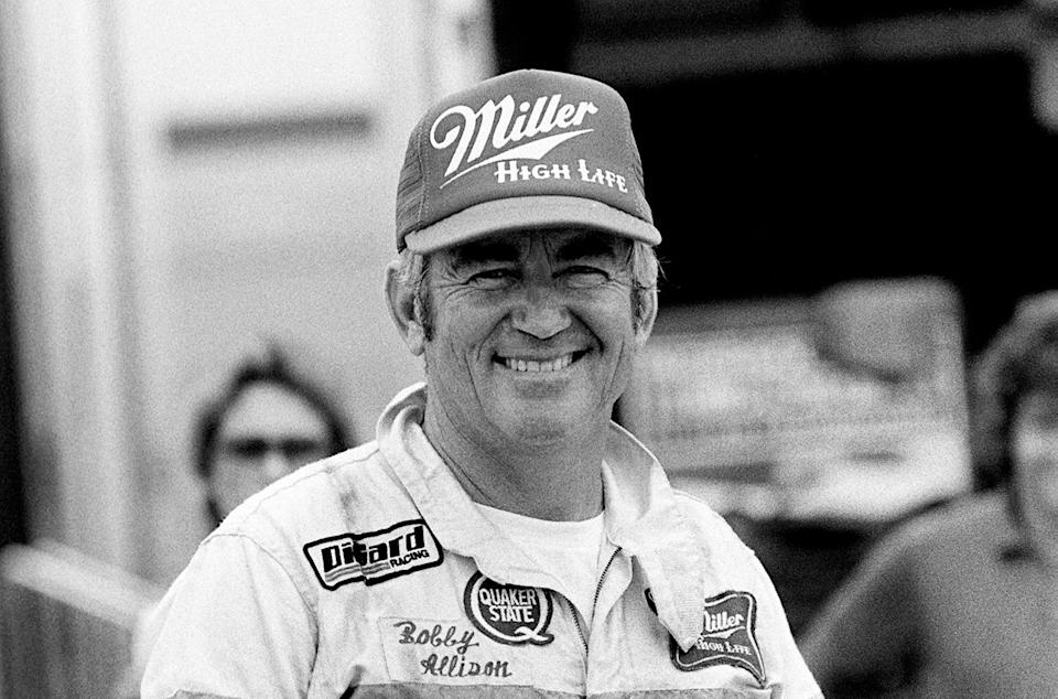 NASCAR world mourned the dying of legendary racer Bobby Allison with tributes and tales NASCAR world mourned the dying of legendary racer Bobby Allison with tributes and tales
