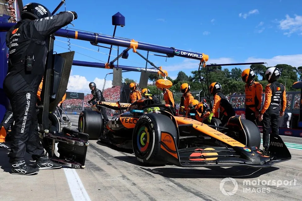 McLaren trialled Spanish GP stiffer F1 entrance wing in Imola, shrugs off flexi-wing affect McLaren trialled Spanish GP stiffer F1 entrance wing in Imola, shrugs off flexi-wing affect