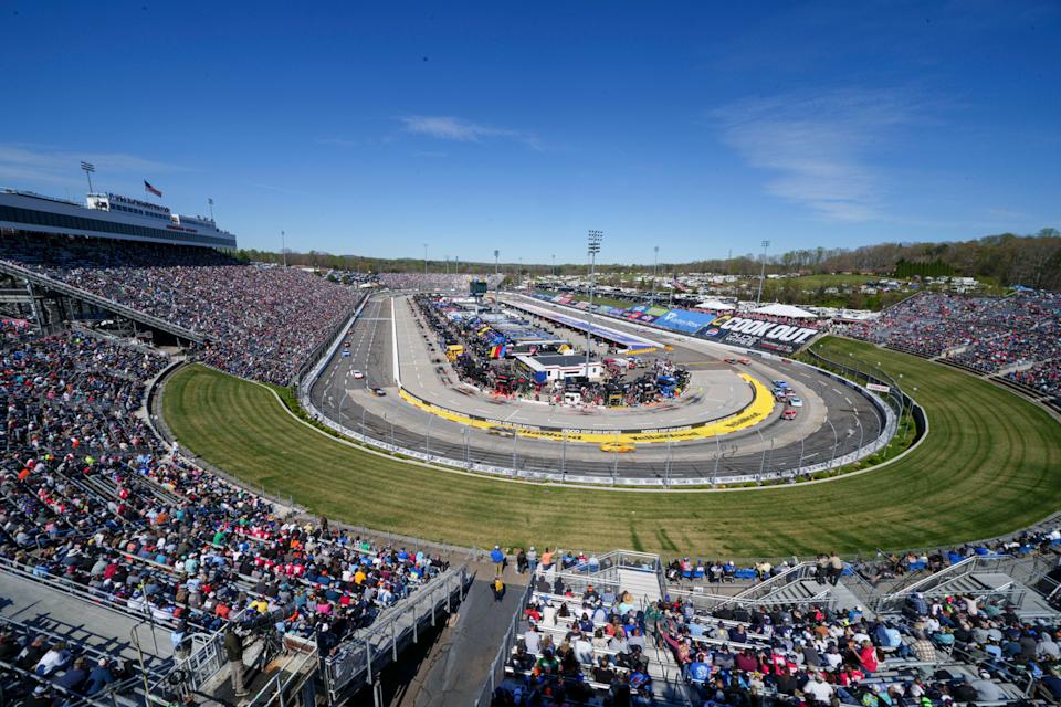 NASCAR Martinsville reside updates: Tips on how to watch Sunday’s Cup Sequence playoff race NASCAR Martinsville reside updates: Tips on how to watch Sunday’s Cup Sequence playoff race