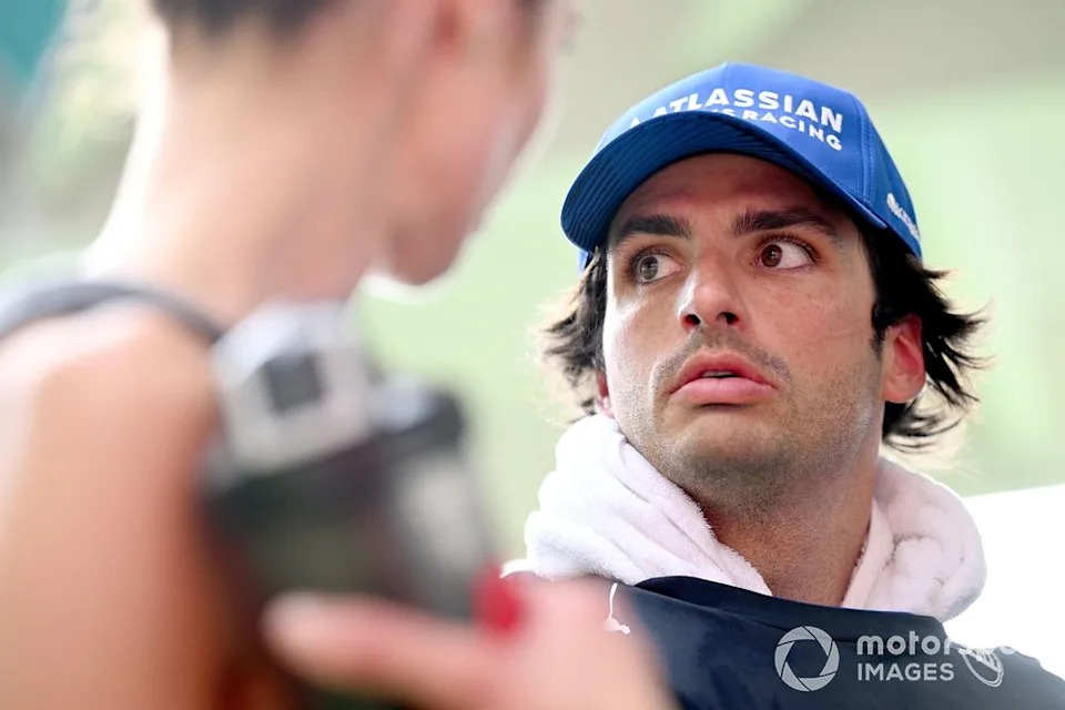 Carlos Sainz’s anger over Williams Miami GP group orders defined Carlos Sainz’s anger over Williams Miami GP group orders defined