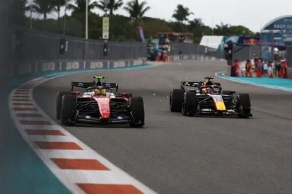 Pink Bull apologises to Max Verstappen for not fixing F1 steering problem earlier Pink Bull apologises to Max Verstappen for not fixing F1 steering problem earlier