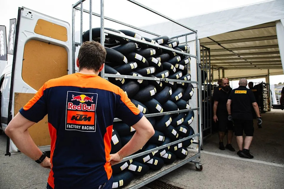 Pirelli delivers second set of 2027 prototype tyres to MotoGP constructors Pirelli delivers second set of 2027 prototype tyres to MotoGP constructors