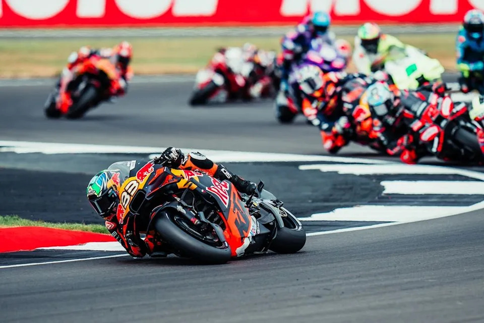 Enea Bastianini laments “worst race” of his MotoGP profession at British GP Enea Bastianini laments “worst race” of his MotoGP profession at British GP