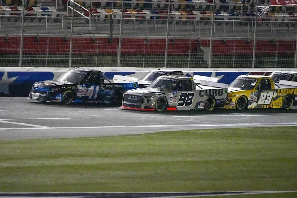 NASCAR Weekend Schedule Charlotte: Observe, Qualifying Time and Observe Data NASCAR Weekend Schedule Charlotte: Observe, Qualifying Time and Observe Data
