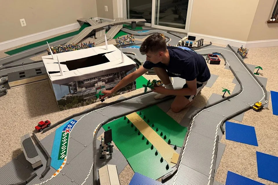 Here is how stop-motion Lego movies seize the chaotic attraction of an F1 weekend Here is how stop-motion Lego movies seize the chaotic attraction of an F1 weekend