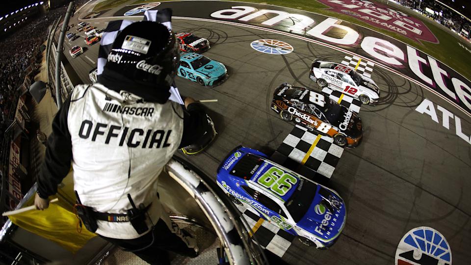 NASCAR in Atlanta: The right way to watch Ambetter Well being 400, TV schedule, predictions NASCAR in Atlanta: The right way to watch Ambetter Well being 400, TV schedule, predictions
