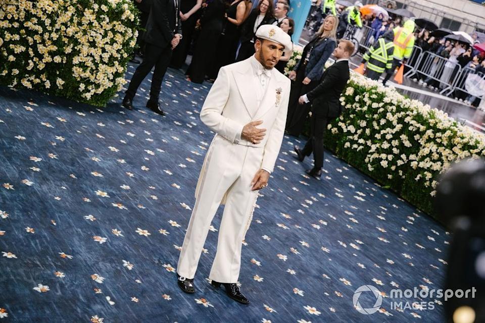 Lewis Hamilton reveals what occurred contained in the 2025 Met Gala Lewis Hamilton reveals what occurred contained in the 2025 Met Gala