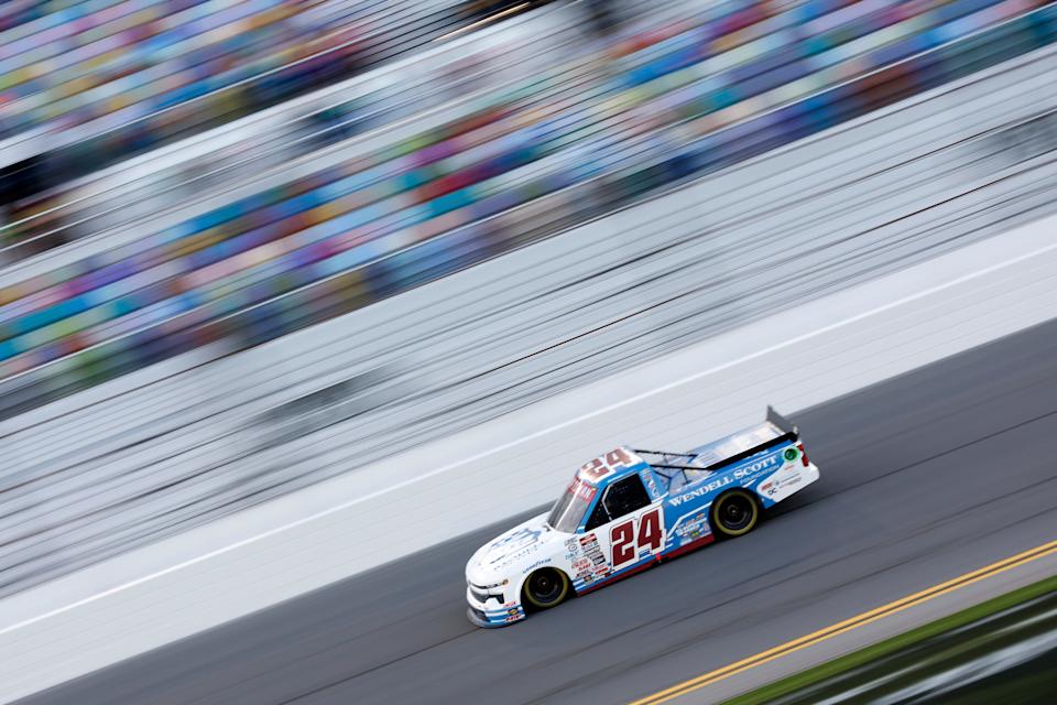 watch NASCAR Craftsman Truck Sequence Playoff Race at Homestead-Miami: Stay stream, TV channel watch NASCAR Craftsman Truck Sequence Playoff Race at Homestead-Miami: Stay stream, TV channel