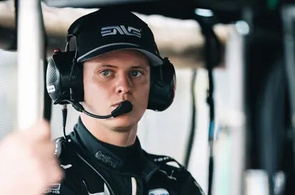 Mick Schumacher shares harm replace after breaking wrist in IndyCar St Pete crash Mick Schumacher shares harm replace after breaking wrist in IndyCar St Pete crash