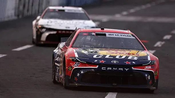 How NASCAR Acknowledges Memorial Day on the Coca-Cola 600 How NASCAR Acknowledges Memorial Day on the Coca-Cola 600