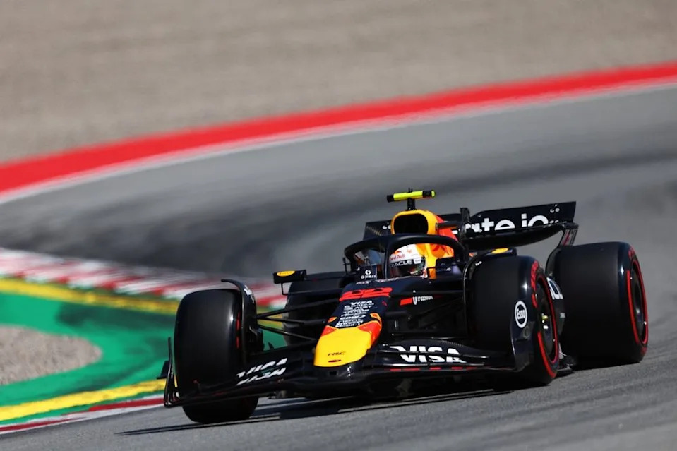 Max Verstappen: Tsunoda just isn’t a “pancake” so “this is perhaps an indication” to Pink Bull Max Verstappen: Tsunoda just isn’t a “pancake” so “this is perhaps an indication” to Pink Bull