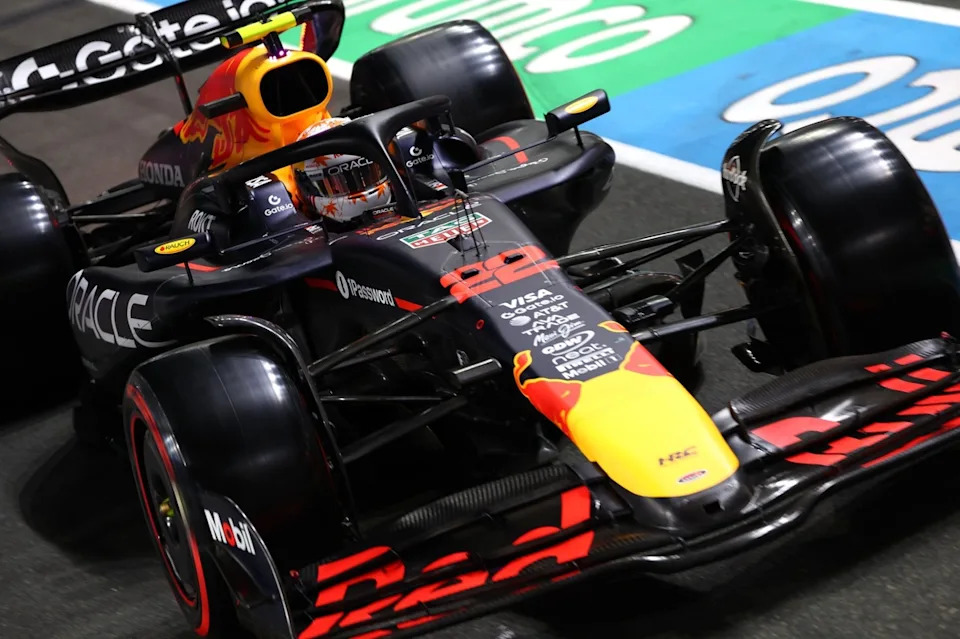 Yuki Tsunoda explains massive hole to Max Verstappen in Jeddah qualifying Yuki Tsunoda explains massive hole to Max Verstappen in Jeddah qualifying