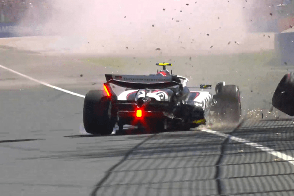 Ollie Bearman crashes out of shape on F1 full-time debut at Australian GP Ollie Bearman crashes out of shape on F1 full-time debut at Australian GP