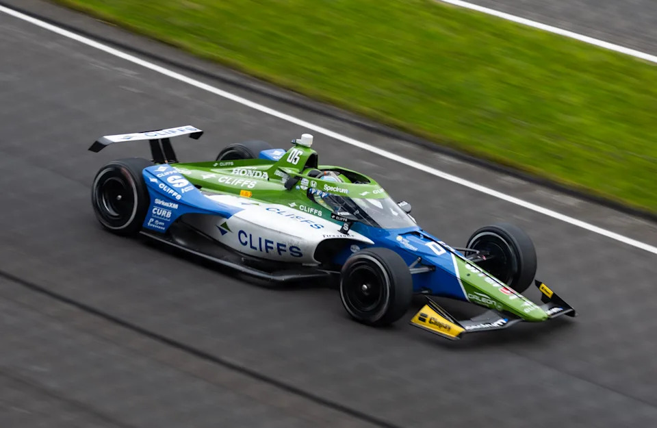 What number of former Indianapolis 500 winners are in 2026 area? What number of former Indianapolis 500 winners are in 2026 area?