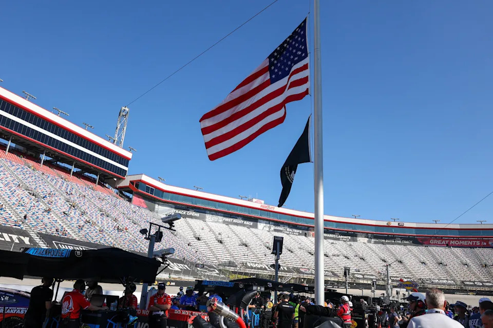Kenny Wallace Makes Request To Each Single NASCAR Fan Kenny Wallace Makes Request To Each Single NASCAR Fan