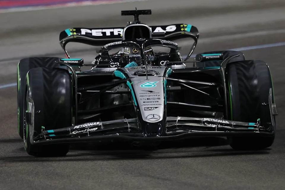 Valtteri Bottas noticed strolling bride down the aisle at F1 Las Vegas Grand Prix Valtteri Bottas noticed strolling bride down the aisle at F1 Las Vegas Grand Prix