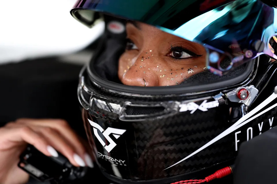 Dystany Spurlock’s street from 18-wheelers to NASCAR as first Black girl driver Dystany Spurlock’s street from 18-wheelers to NASCAR as first Black girl driver