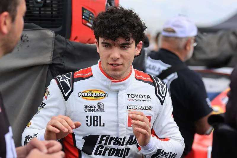 NASCAR Points ‘Apology’ to Championship Contender After Pricey Officiating Fumble NASCAR Points ‘Apology’ to Championship Contender After Pricey Officiating Fumble