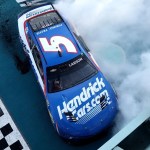 Kyle Larson wins Homestead Cup race after Bowman will get into the wall Kyle Larson wins Homestead Cup race after Bowman will get into the wall