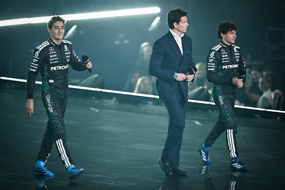 F1 information LIVE: Mercedes set to unveil 2025 automotive as Verstappen speaks out after British boos F1 information LIVE: Mercedes set to unveil 2025 automotive as Verstappen speaks out after British boos