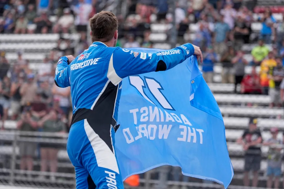 Denny Hamlin’s Admission After Martinsville Race is Turning Heads Denny Hamlin’s Admission After Martinsville Race is Turning Heads