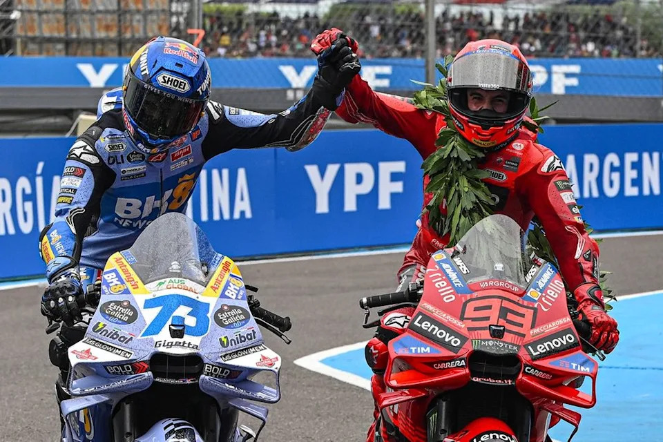 The battle to look at isn’t McLaren vs. McLaren, It’s brother vs. brother The battle to look at isn’t McLaren vs. McLaren, It’s brother vs. brother