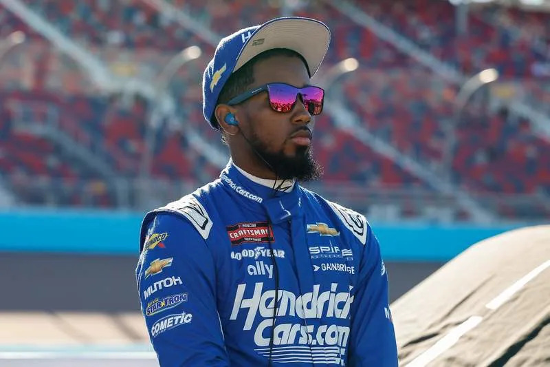NASCAR Driver Drowns in Remorse After Throwing Away Alternative NASCAR Driver Drowns in Remorse After Throwing Away Alternative