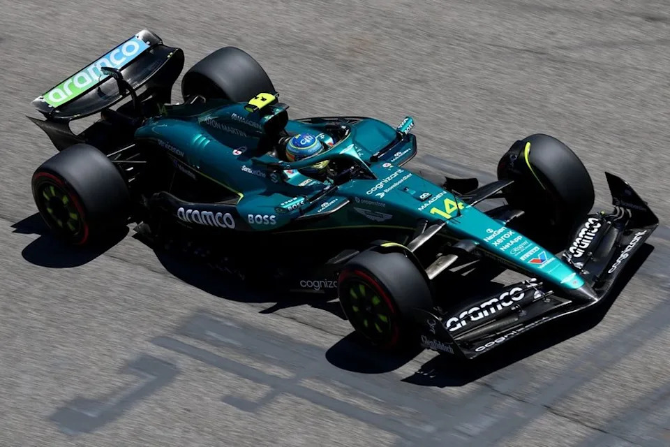 Fernando Alonso on dangerous luck with Aston Martin: “It’s what we deserve, most likely” Fernando Alonso on dangerous luck with Aston Martin: “It’s what we deserve, most likely”