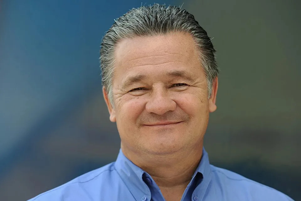 NASCAR officers handle holding the warning, gas saving techniques at Daytona NASCAR officers handle holding the warning, gas saving techniques at Daytona