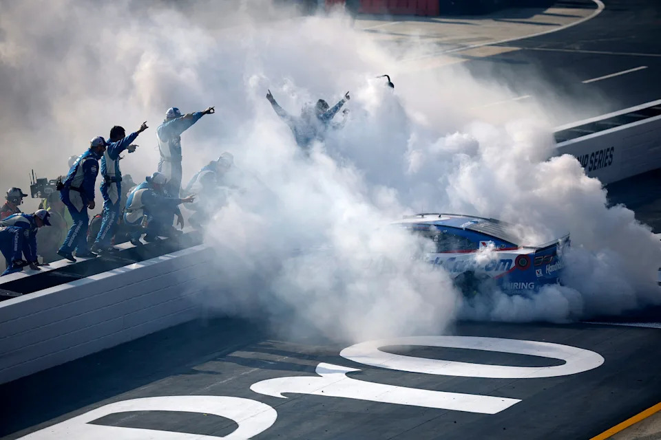 NASCAR takeaways: Kyle Larson breezes to ‘flawless’ Meals Metropolis 500 win at Bristol NASCAR takeaways: Kyle Larson breezes to ‘flawless’ Meals Metropolis 500 win at Bristol